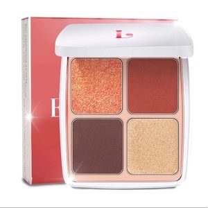 NWT - Eyeshadow Quad Palette